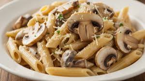 Kremalı Mantarlı Makarna