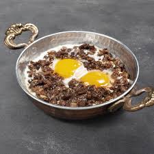 Kavurmalı Yumurta
