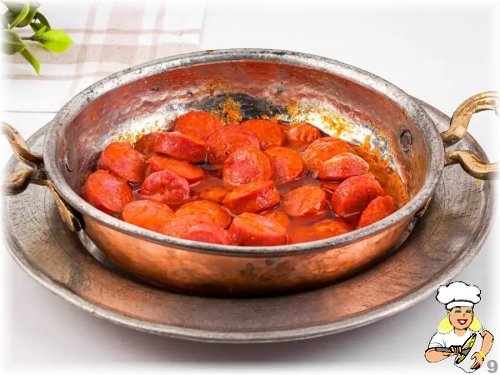 Salçalı Sosis